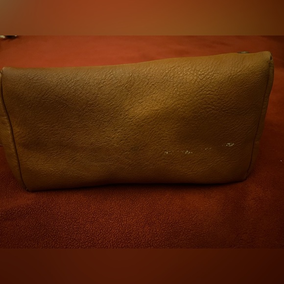 Universal Thread Purse - Picture 2 of 7